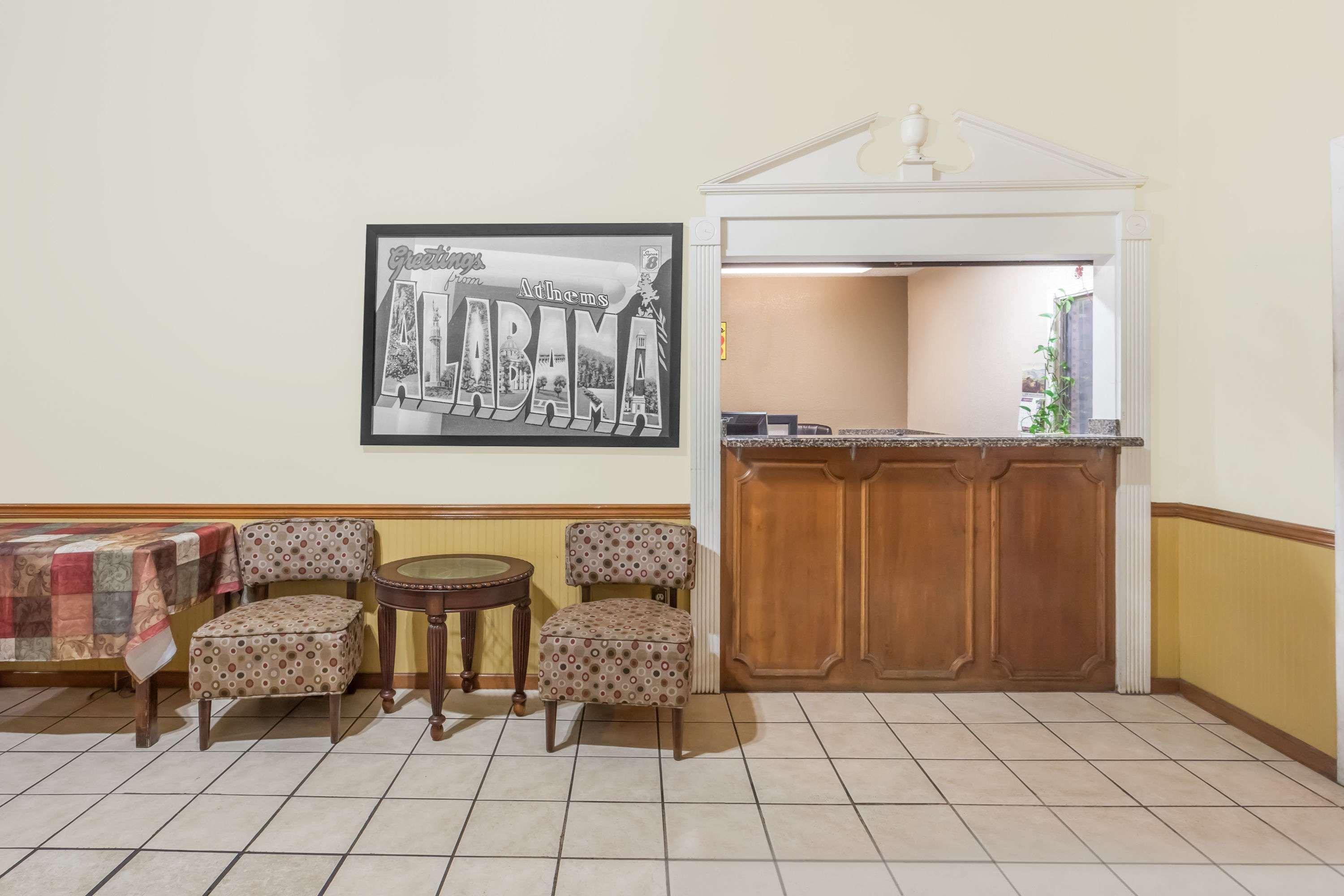 Super 8 By Wyndham Athens Hotel Bagian luar foto