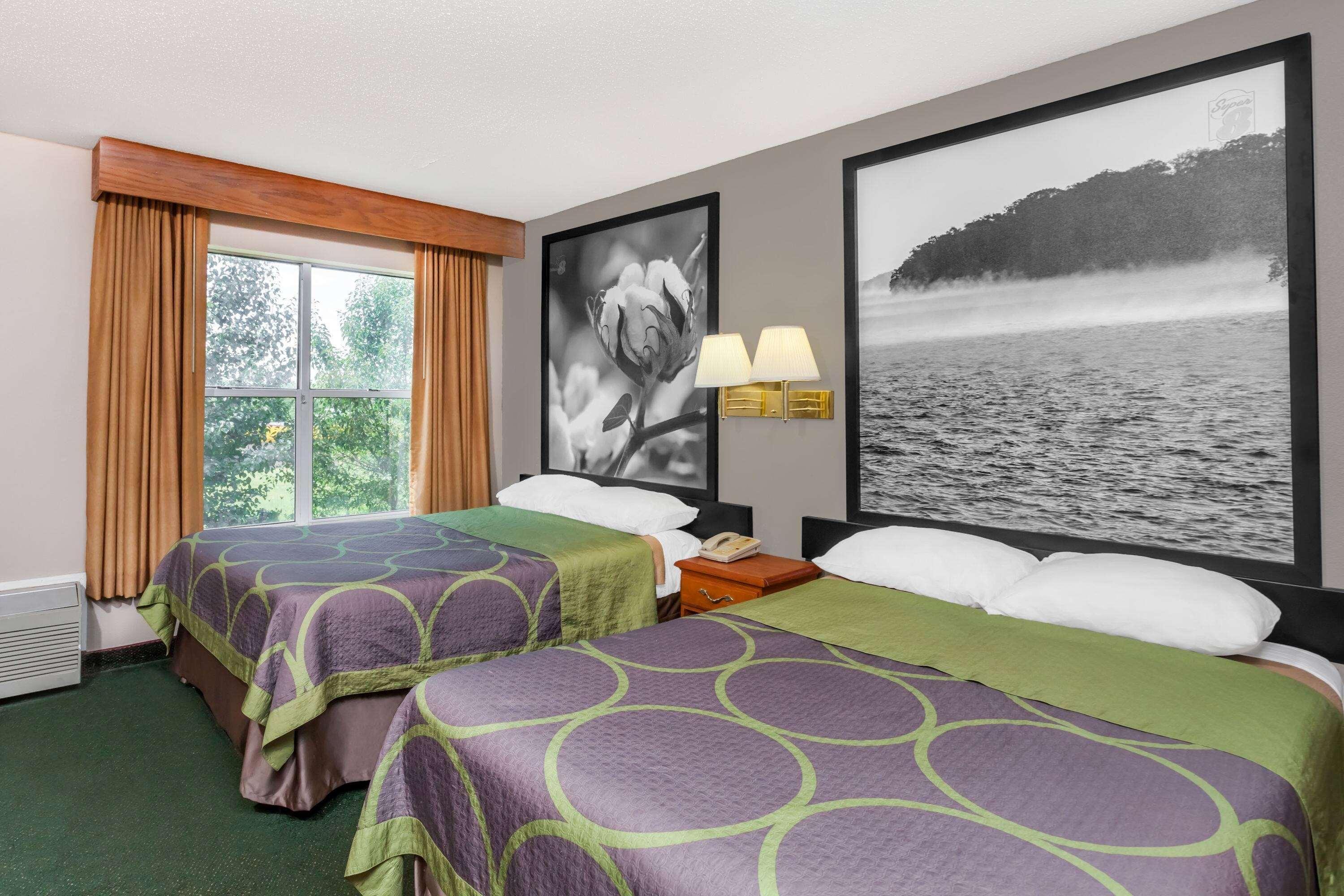 Super 8 By Wyndham Athens Hotel Bagian luar foto